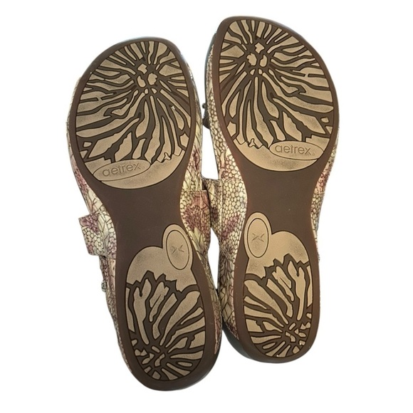 AETREX Izzy Adjustable Slide Sandals Rose Cream Gold Snakeskin Silvertone Studs - Picture 8 of 10